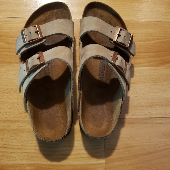 Birkenstock Arizona Oiled Leather Sandal - Picture 1 of 8